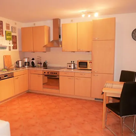 Lena Mit Terrasse Und Tiefgarage Apartment Koserow